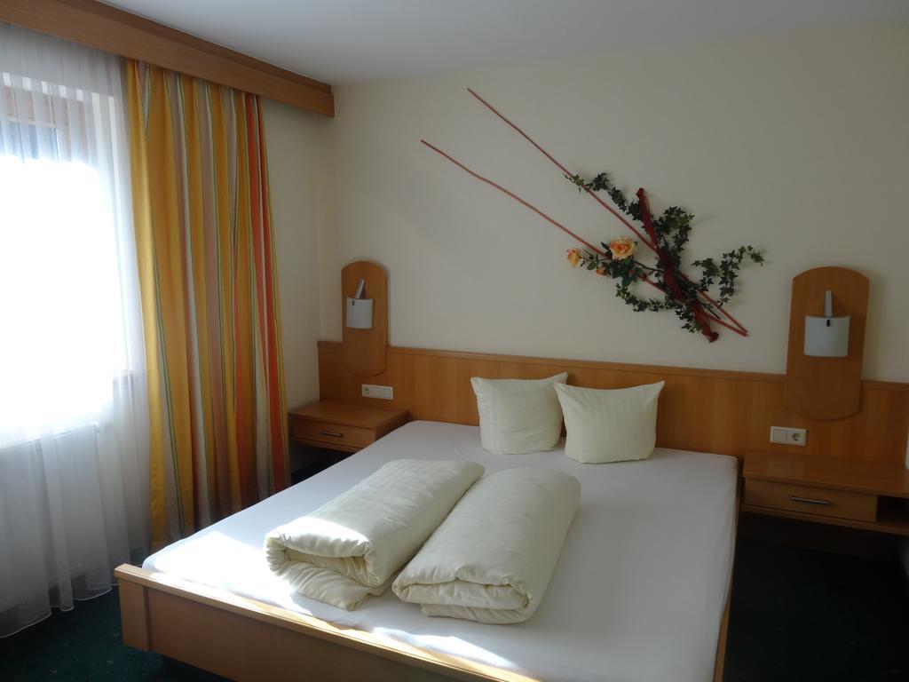 Koeflerhof Appartements Sankt Leonhard im Pitztal Cameră foto